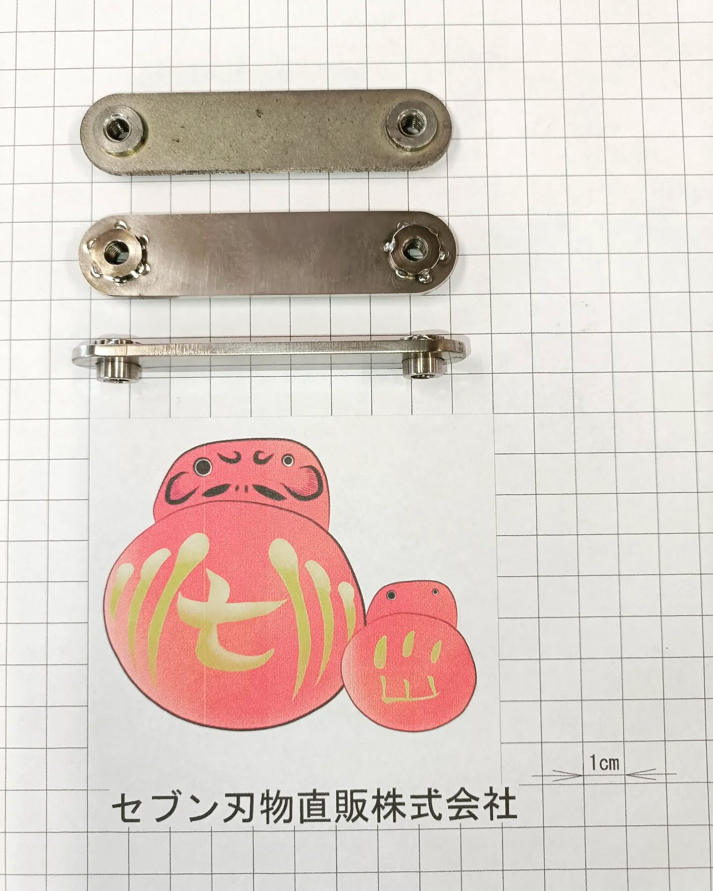 鉄製の部品をステンレスにしたいとの事で、見本から同じ寸法の物